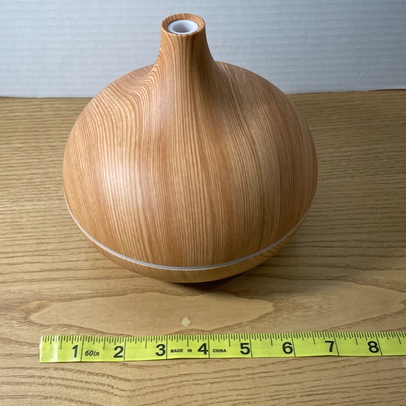 Life of Leisure Aroma Diffuser Lighted Aromatherapy Plus 10 Essential Oils Gift! - Picture 11 of 12